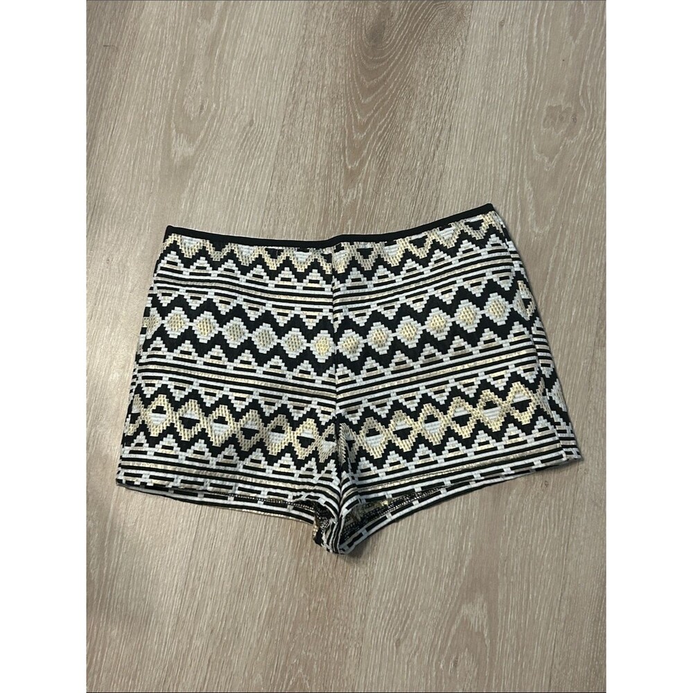 One Clothing Los Angeles Geometric Patterned High Waisted Women’s Shorts sz Smal